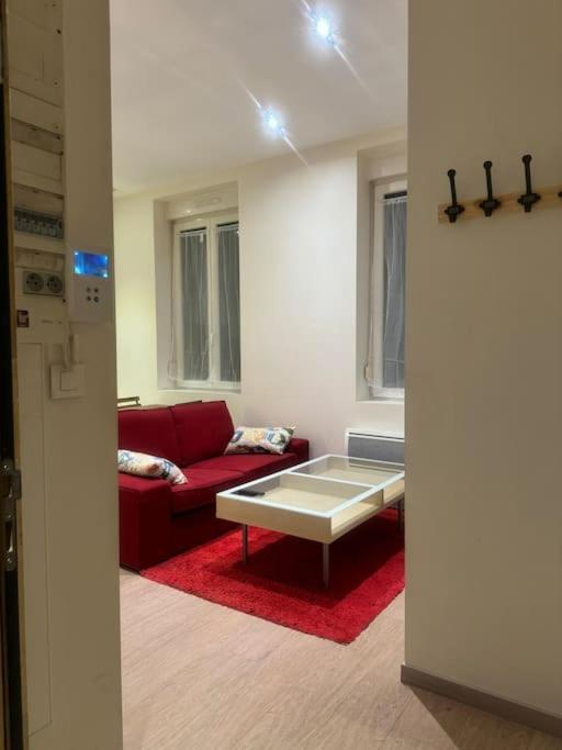 Christelle Apartment Ромили-сюр-Сен Екстериор снимка