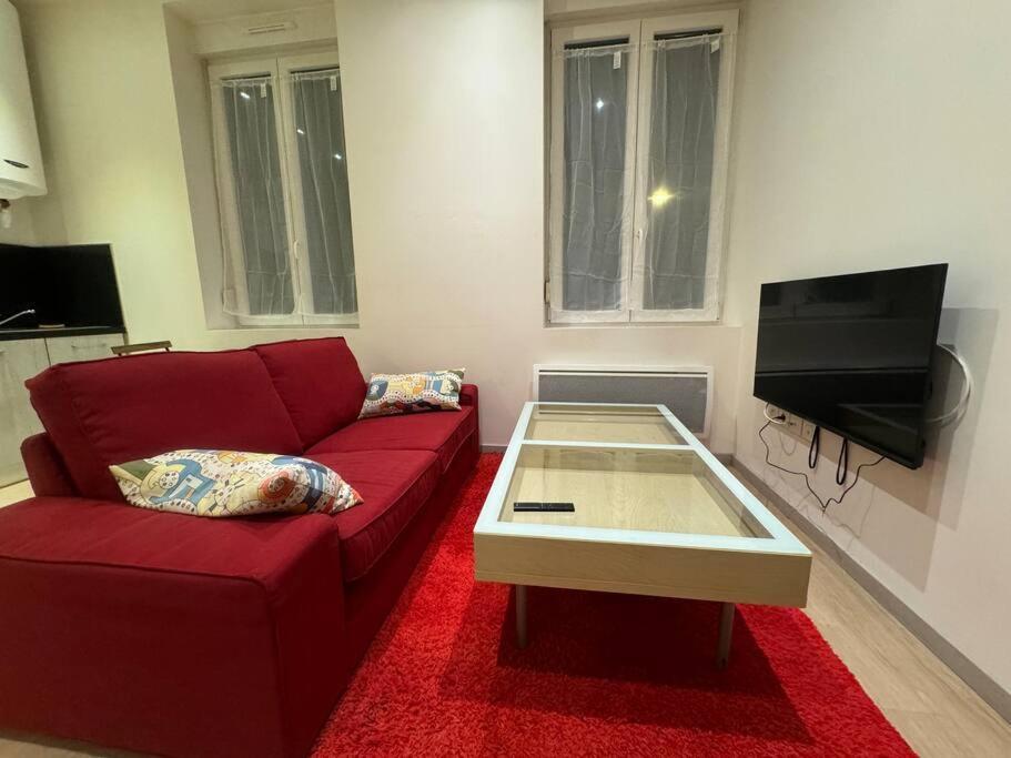 Christelle Apartment Ромили-сюр-Сен Екстериор снимка