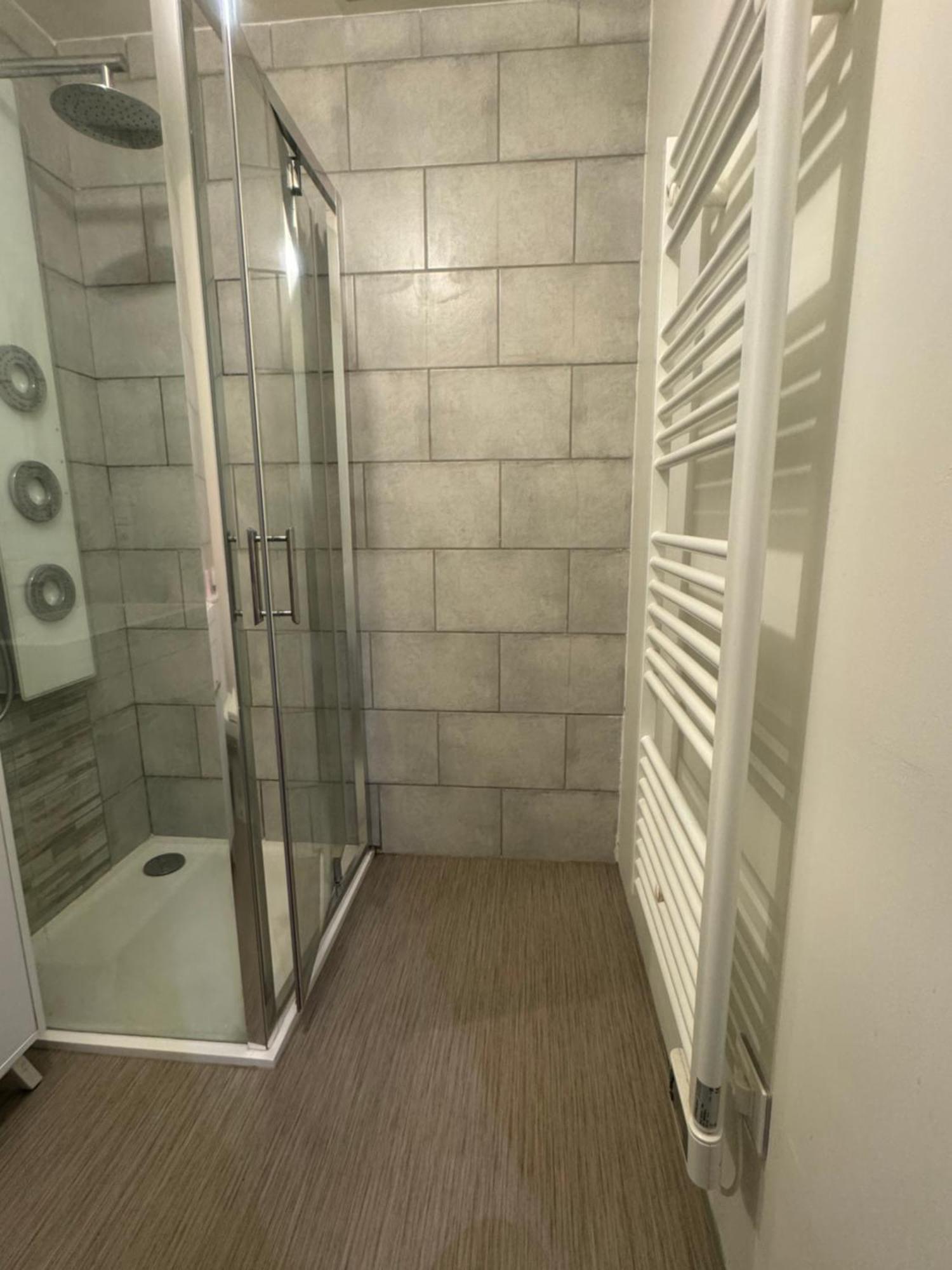Christelle Apartment Ромили-сюр-Сен Екстериор снимка